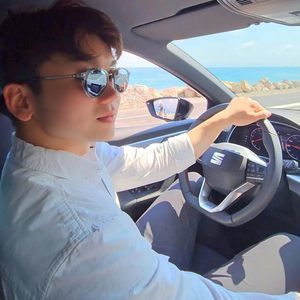 Meet your Posher, Evan